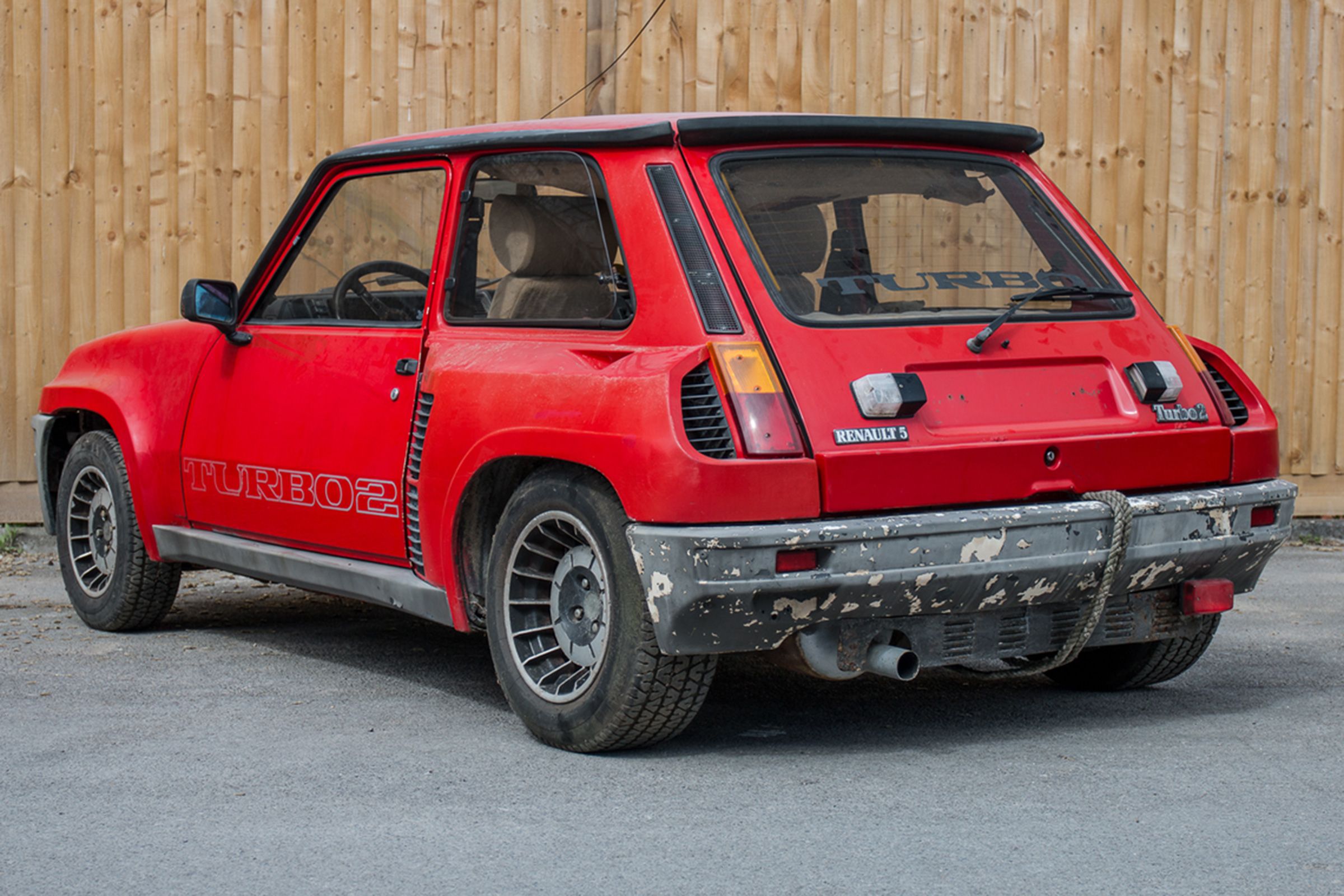 Renault 5 Turbo red