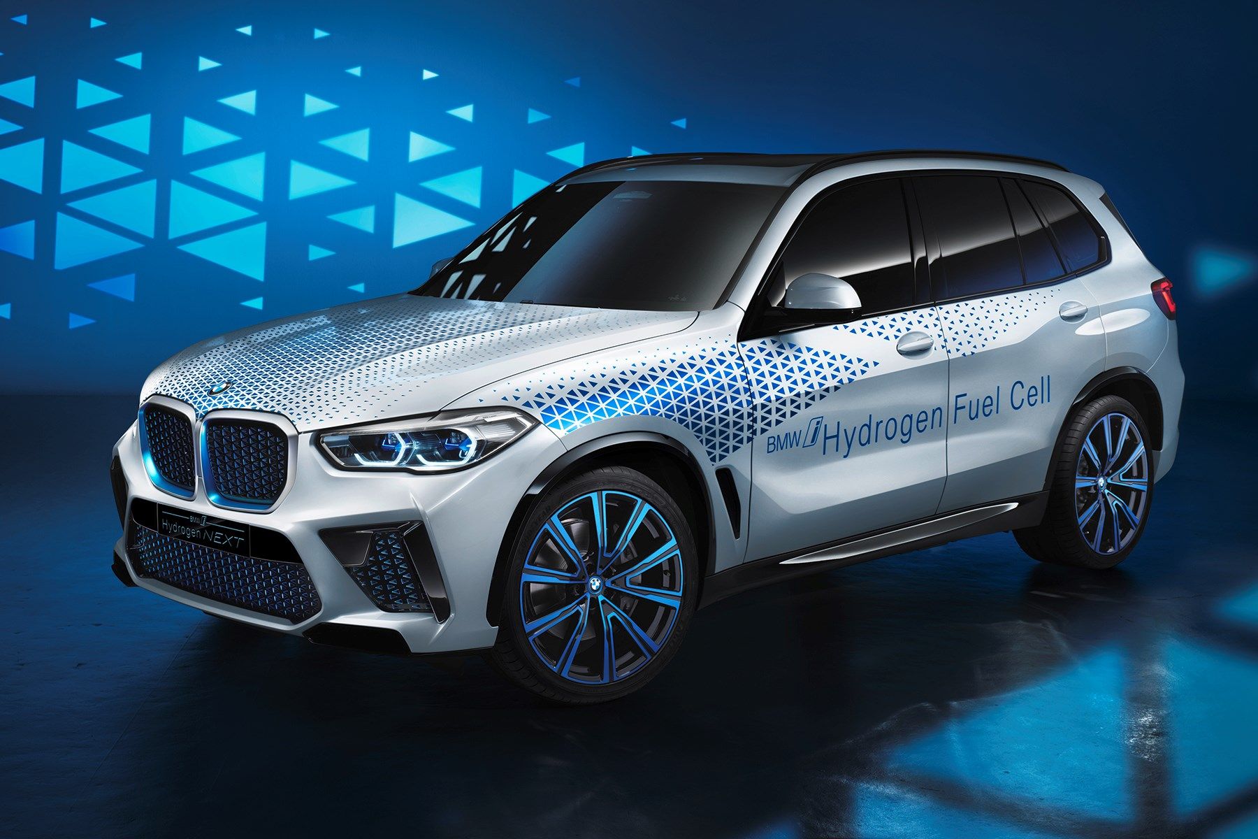 Environment Hydrogen Sustainable Energy BMW X5 i8 Performance Tech