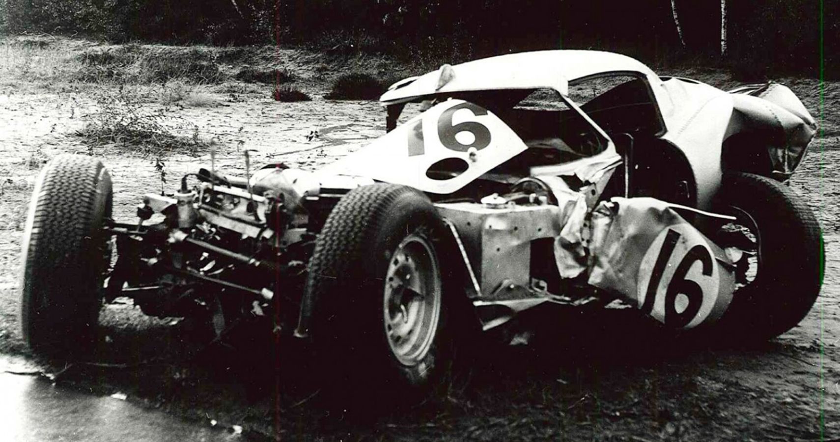 Linder Nocker 1963 Jaguar E-type Lightweight Low-Drag crash