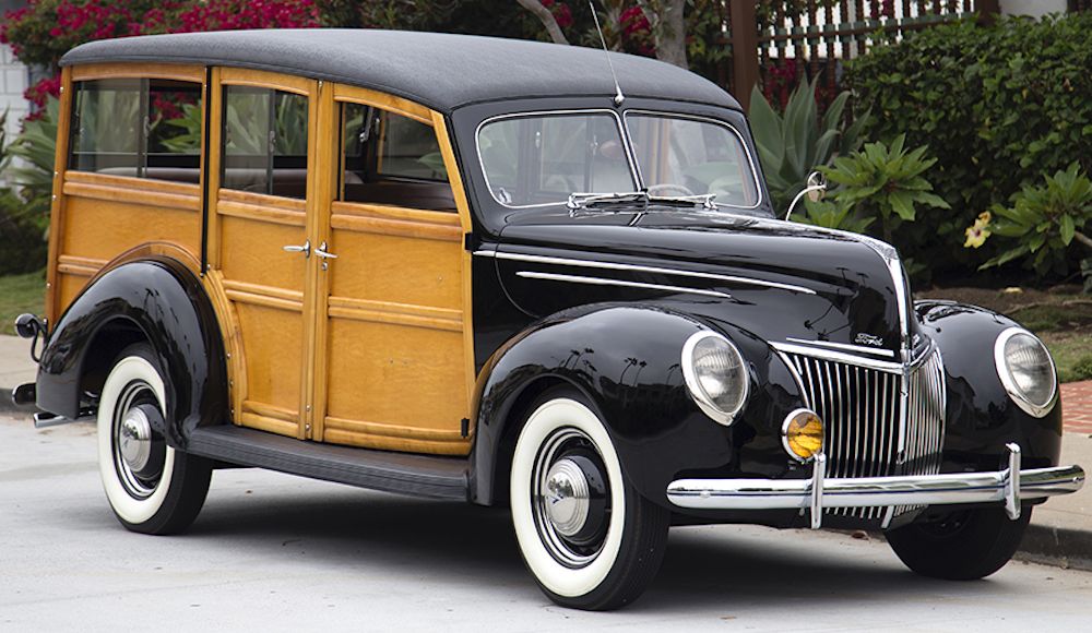 A 1939 Ford Woodie Wagon