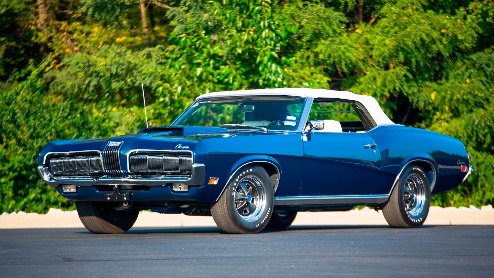 1970 Mercury Cougar XR7 on the road