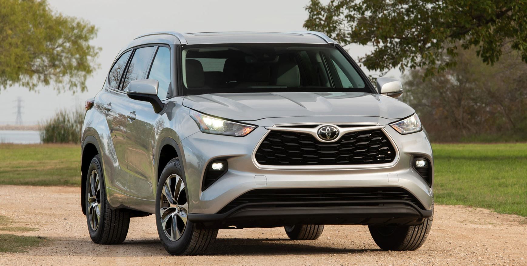 The Biggest Differences Between Toyota's RAV4 And Highlander