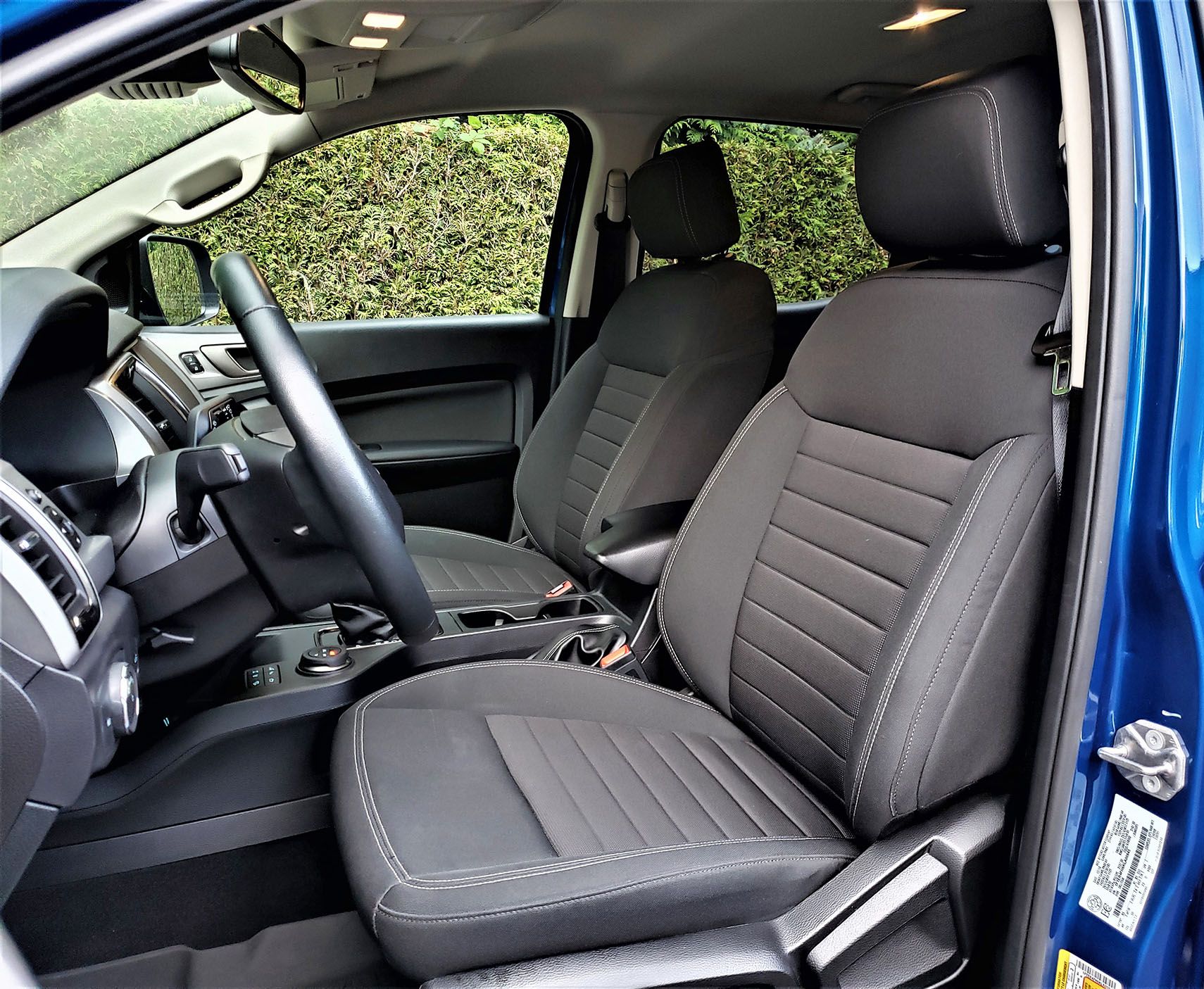 2020 Ford Ranger XLT SuperCrew 4x4 front seats.