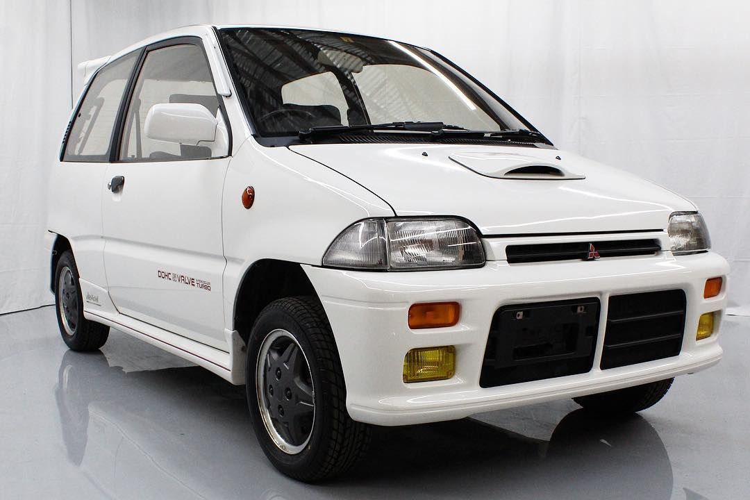 Mitsubishi Minica dangan zz kei car evo