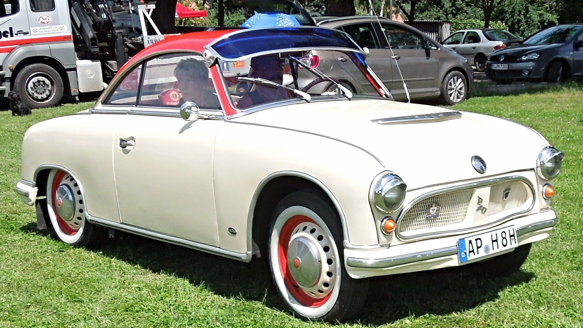 10 Weird And Wonderful German Cars That Nobody Remembers