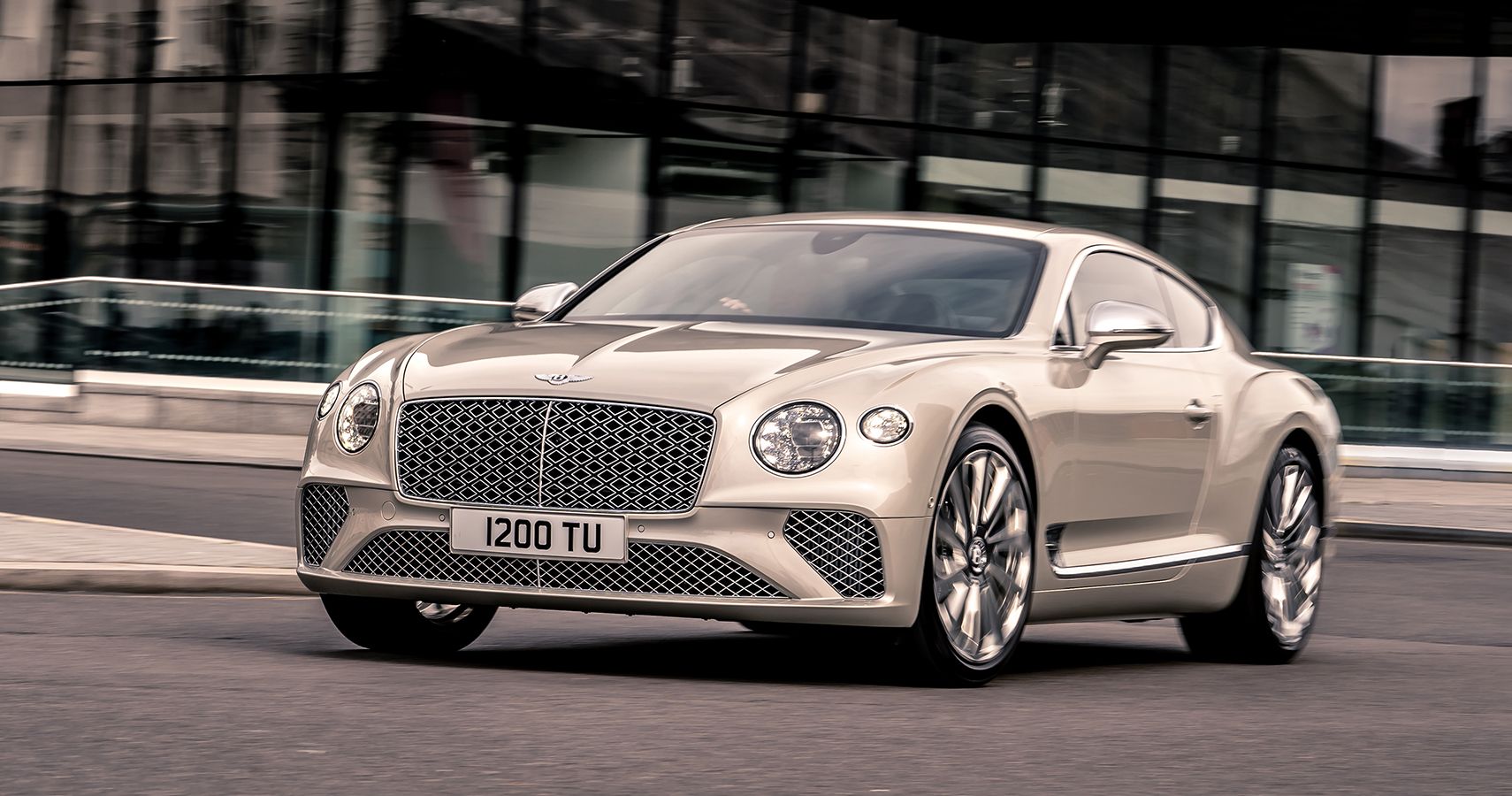 Continental GT Mulliner coupe front