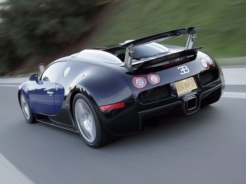 Rear end of a Bugatti Veyron