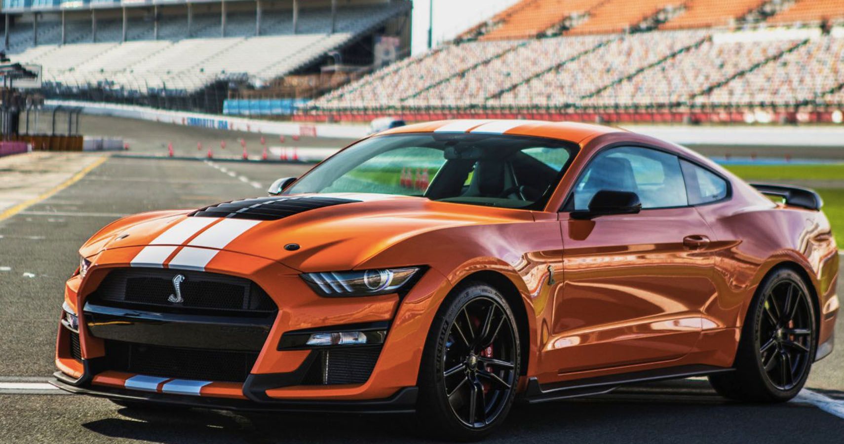 Ford Mustang Shelby GT500 Orange