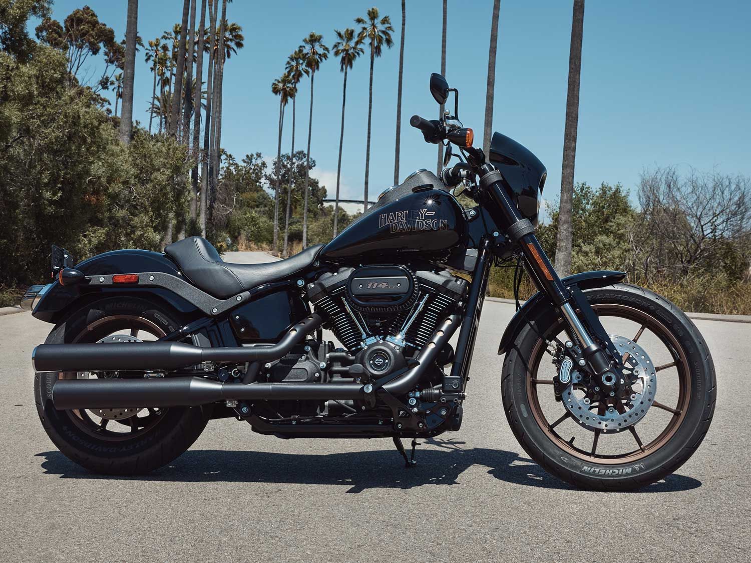 Harley-Davidson Low Rider S en la carretera
