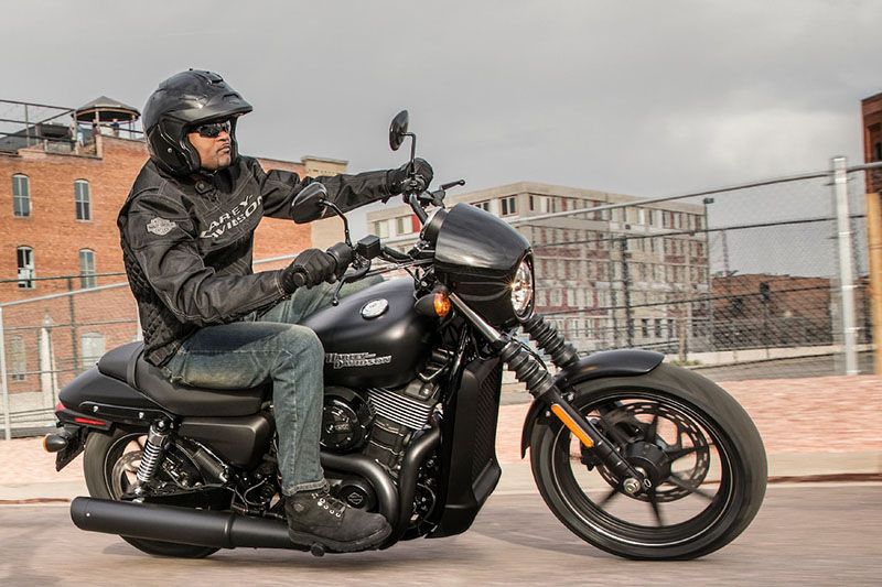 Black Harley-Davidson Street 500 - Side Angle
