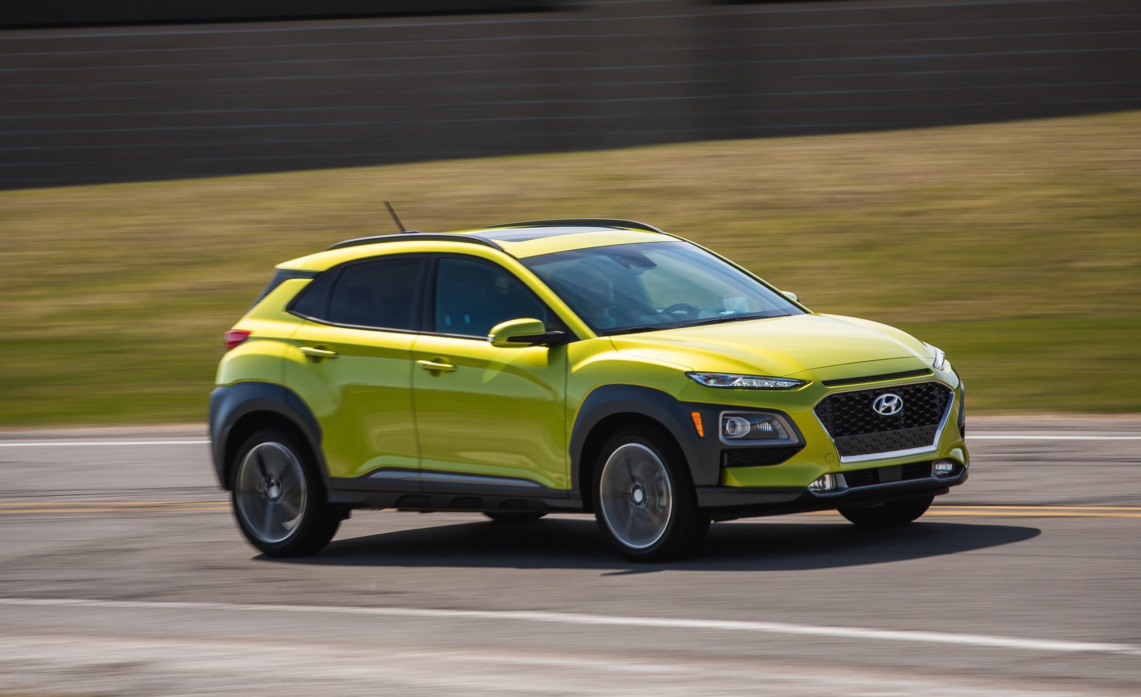 Kia Niro VS Hyundai Kona The Pros And Cons