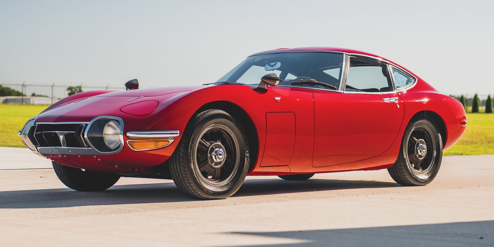 A red 2000GT