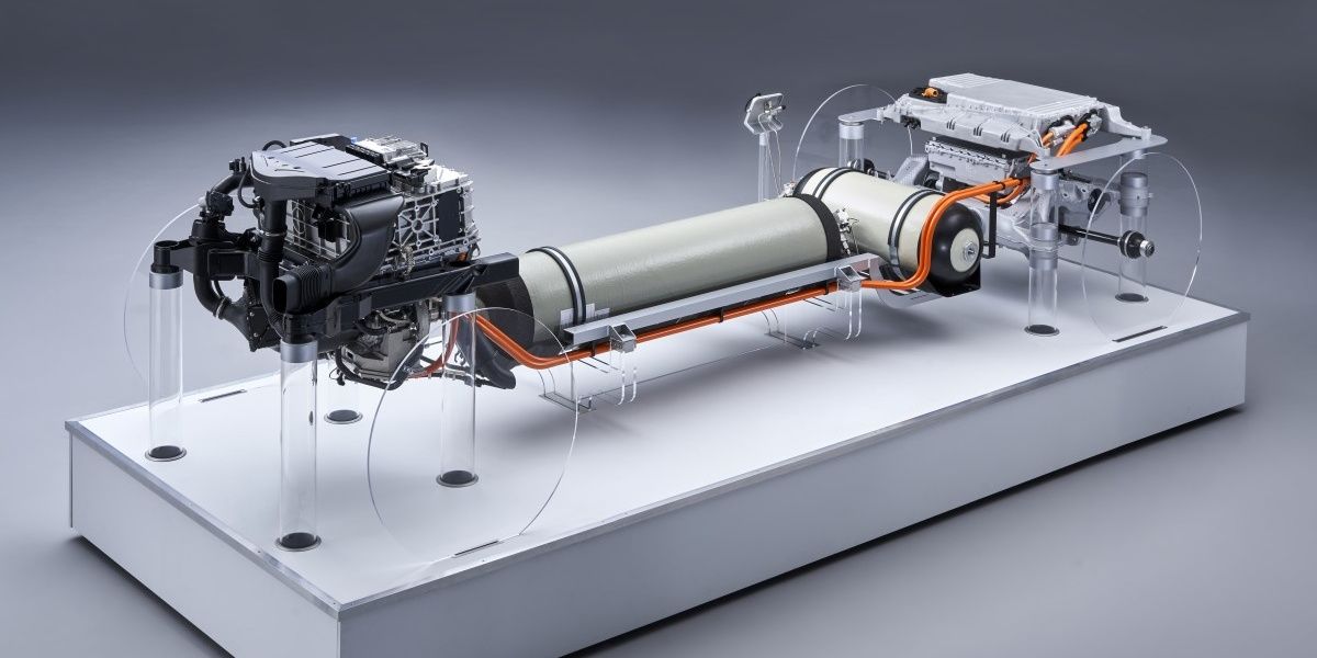 show skeleton BMW hydrogen fuel cell system