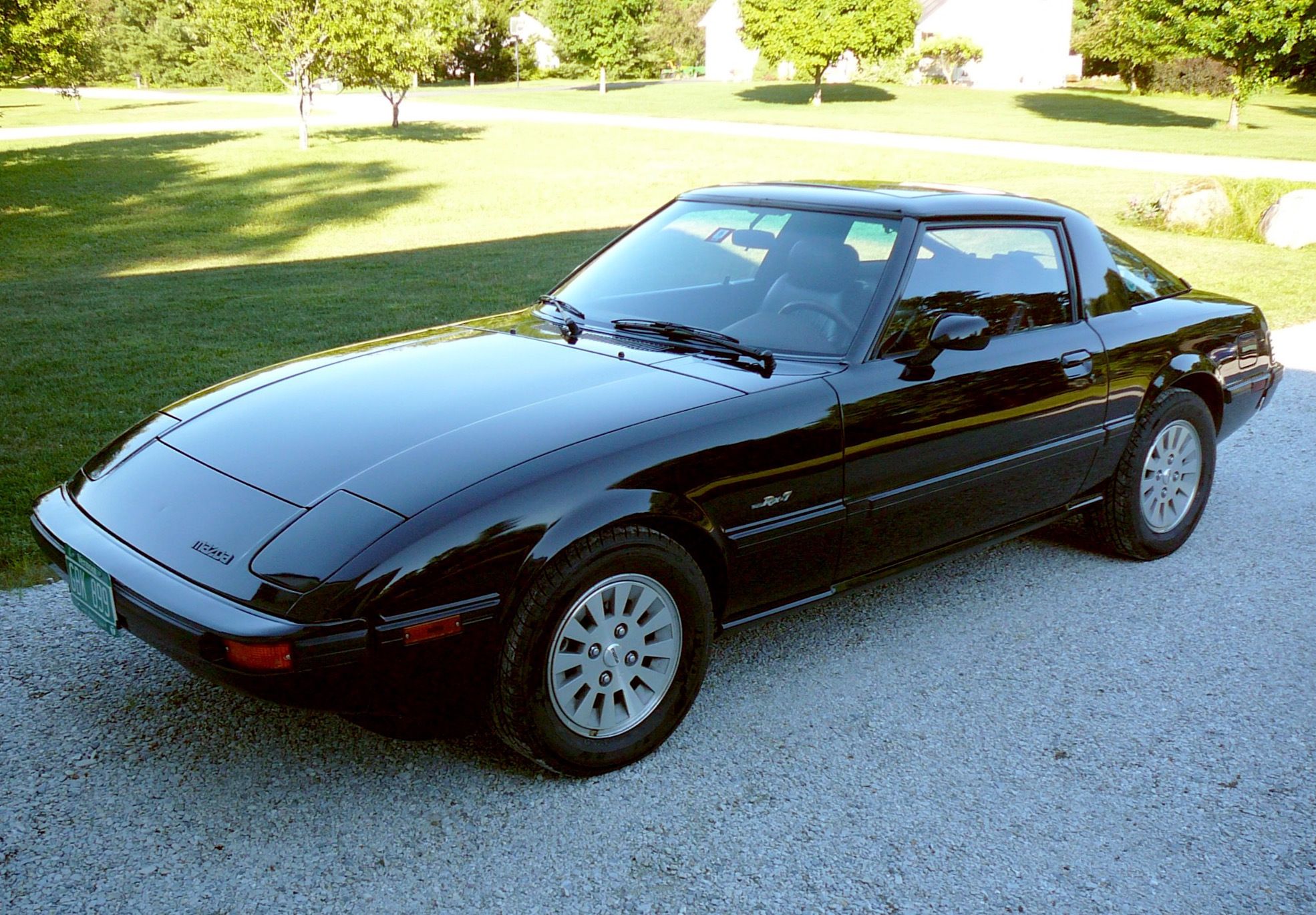 1985 Mazda RX-7 black