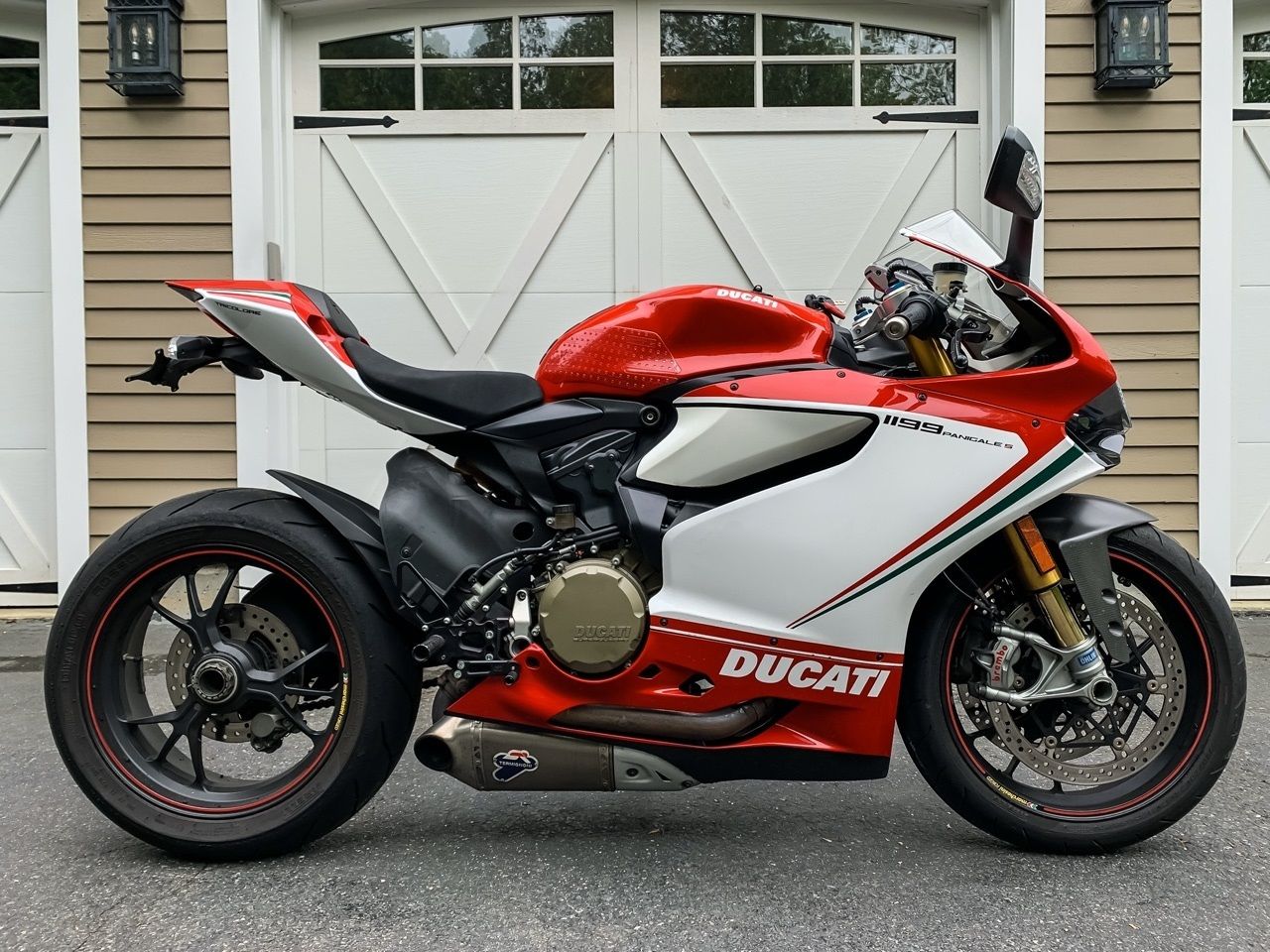 fastest production bikes