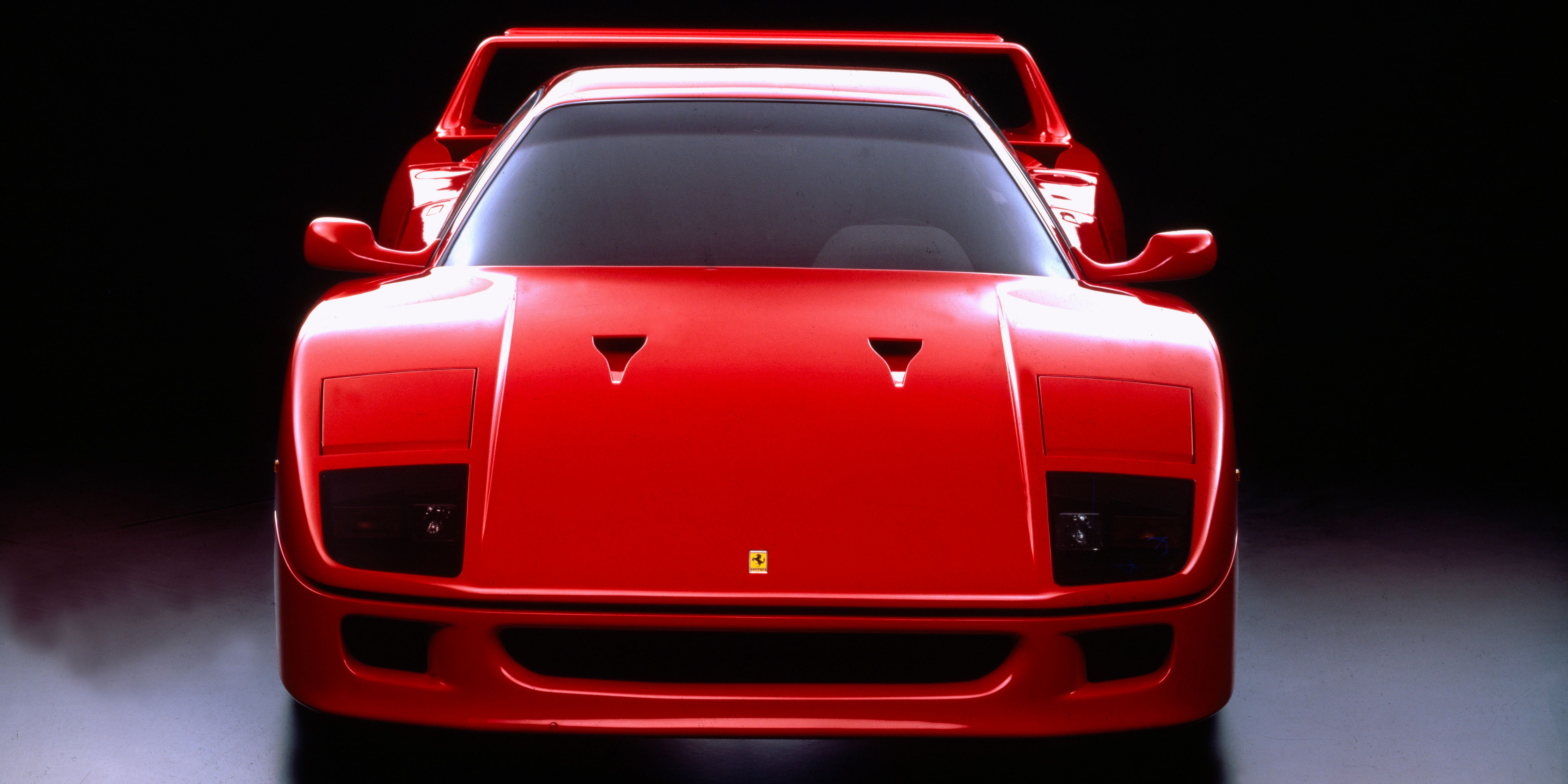 Ferrari F40 front