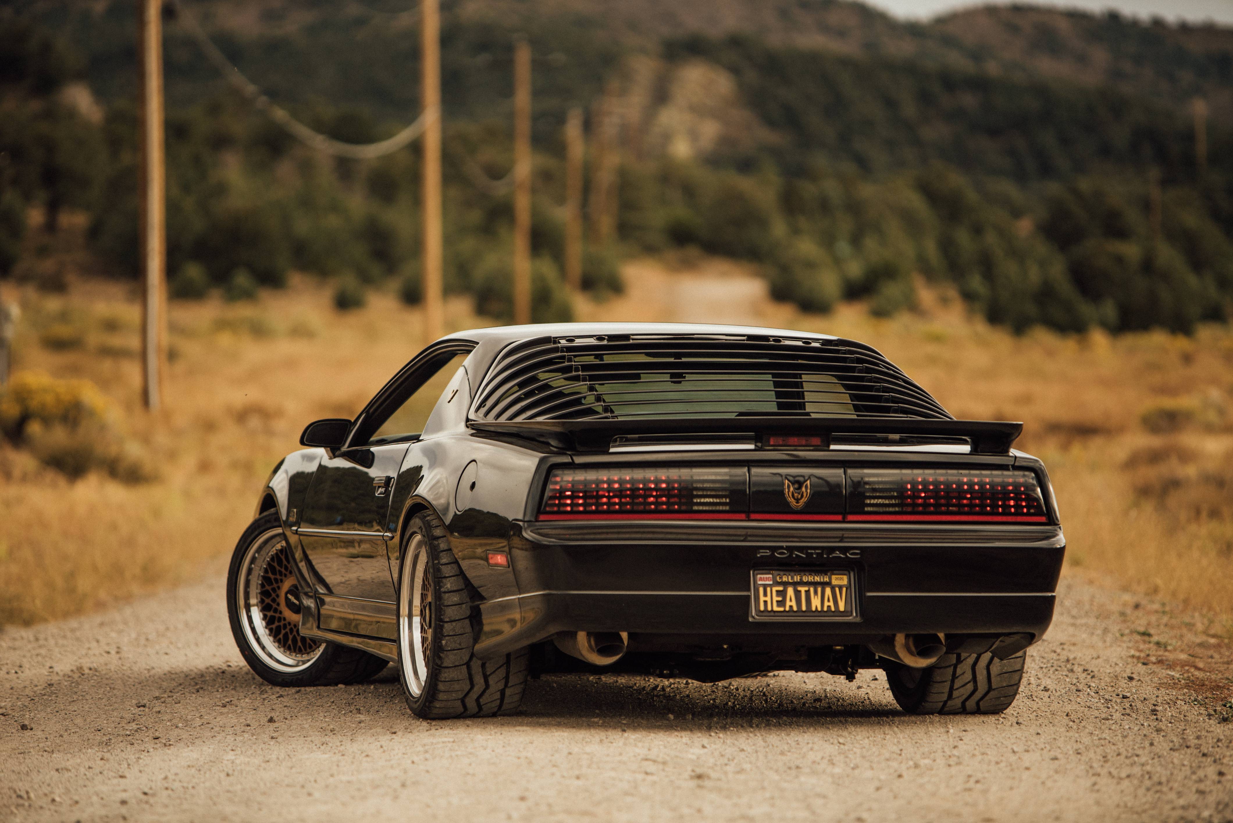 This Is What Perfectly Modified Pontiac Firebirds Look Like