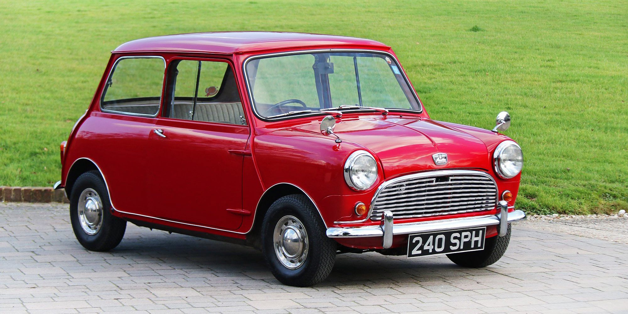 Morris Mini Red