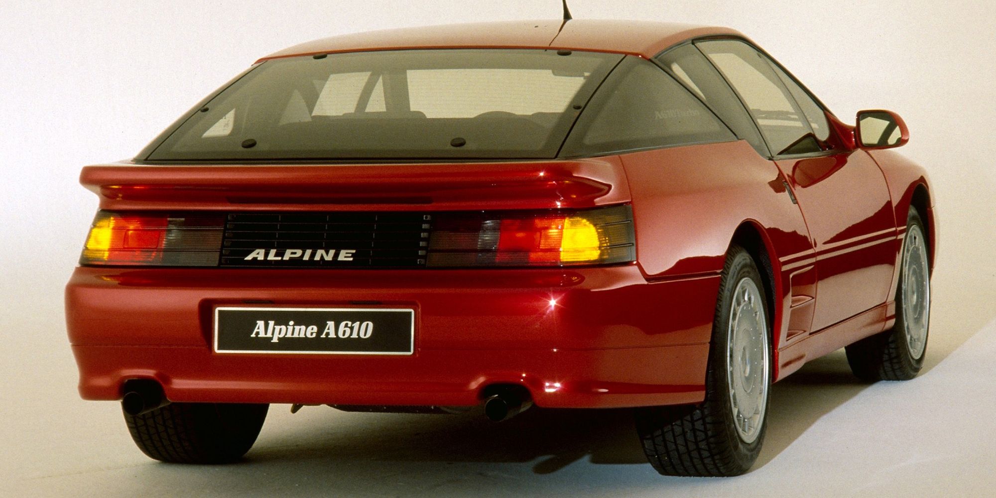 A red Alpine A610