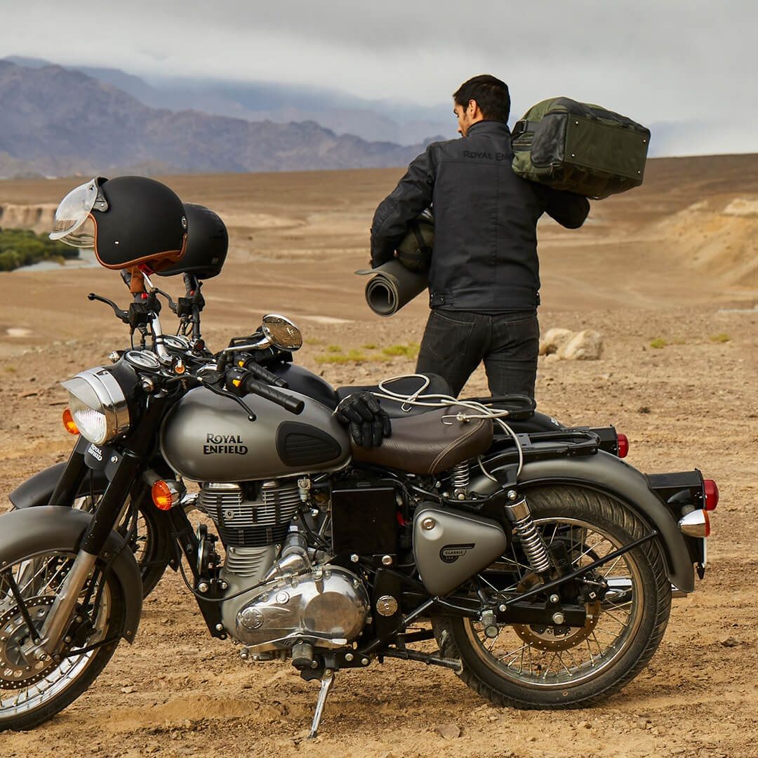 off-road trip with Royal Enfield Bullet 500