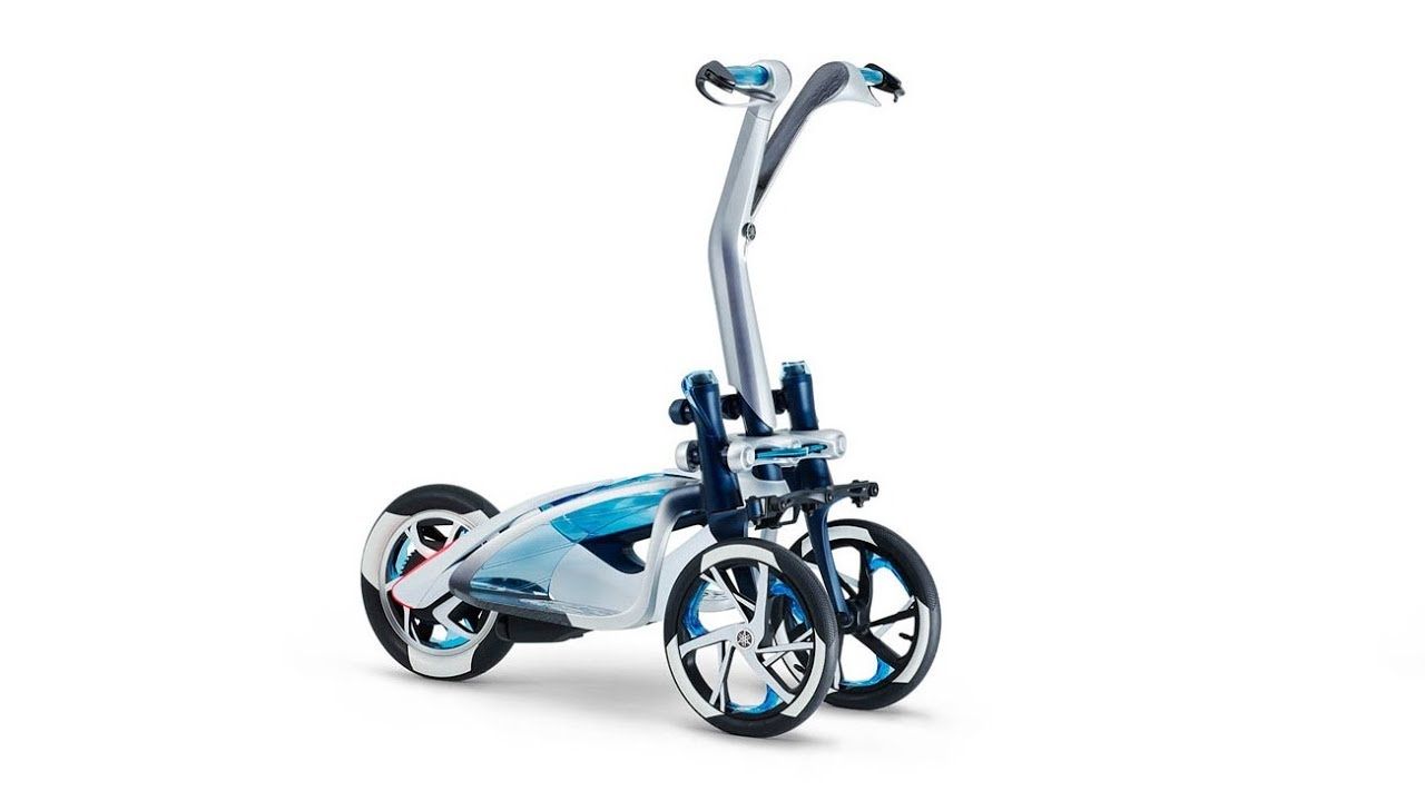 the concept Yamaha Tritown scooter.