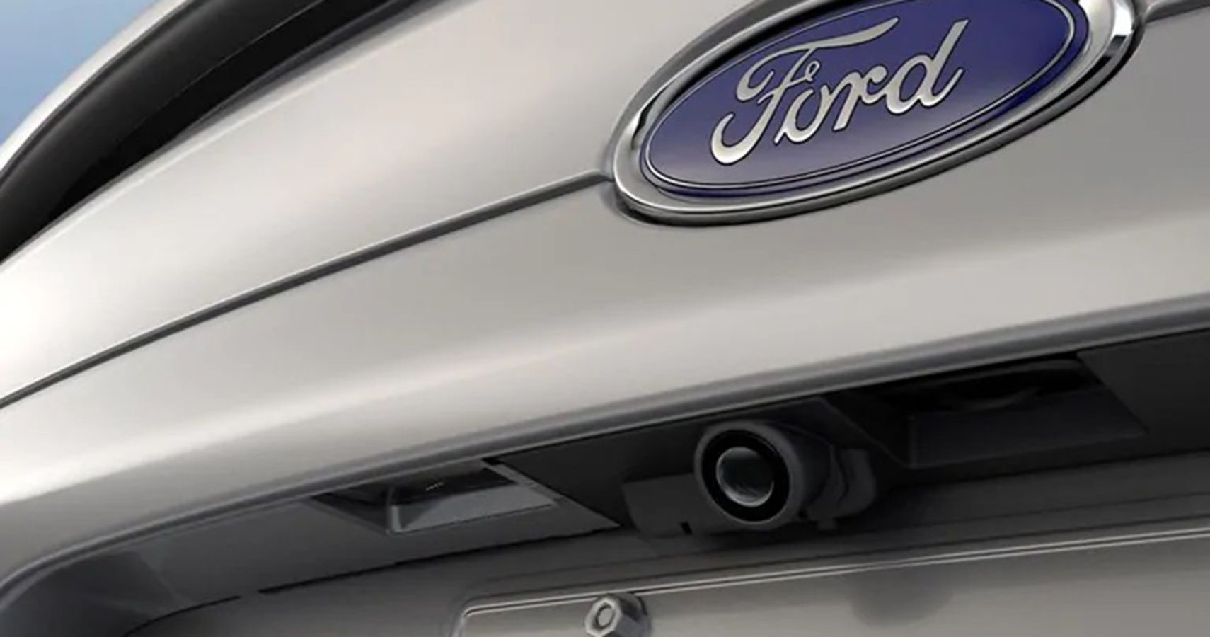 Ford Recalling Over 700000 Vehicles Due To Faulty Backup Cameras 