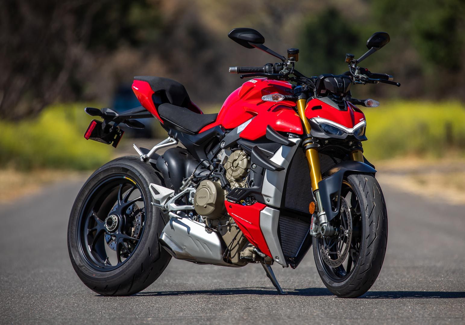 2020 Ducati streetfighter V4 is a tech-fest