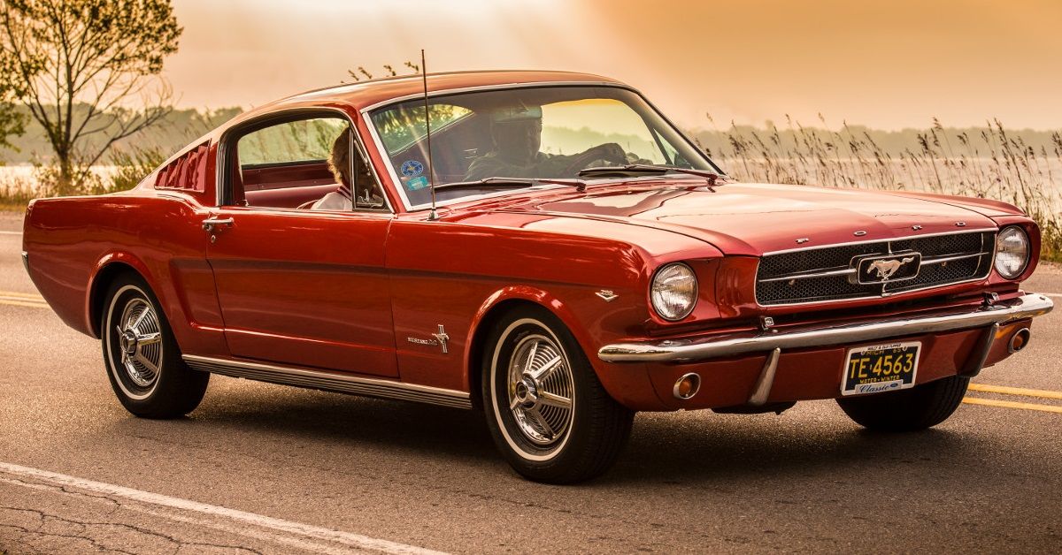 Мустанг 60. Форд Мустанг 1960. Mustang 60. Charge Ford Mustang 1960. Форд Мустанг 60 годов лифтбек.