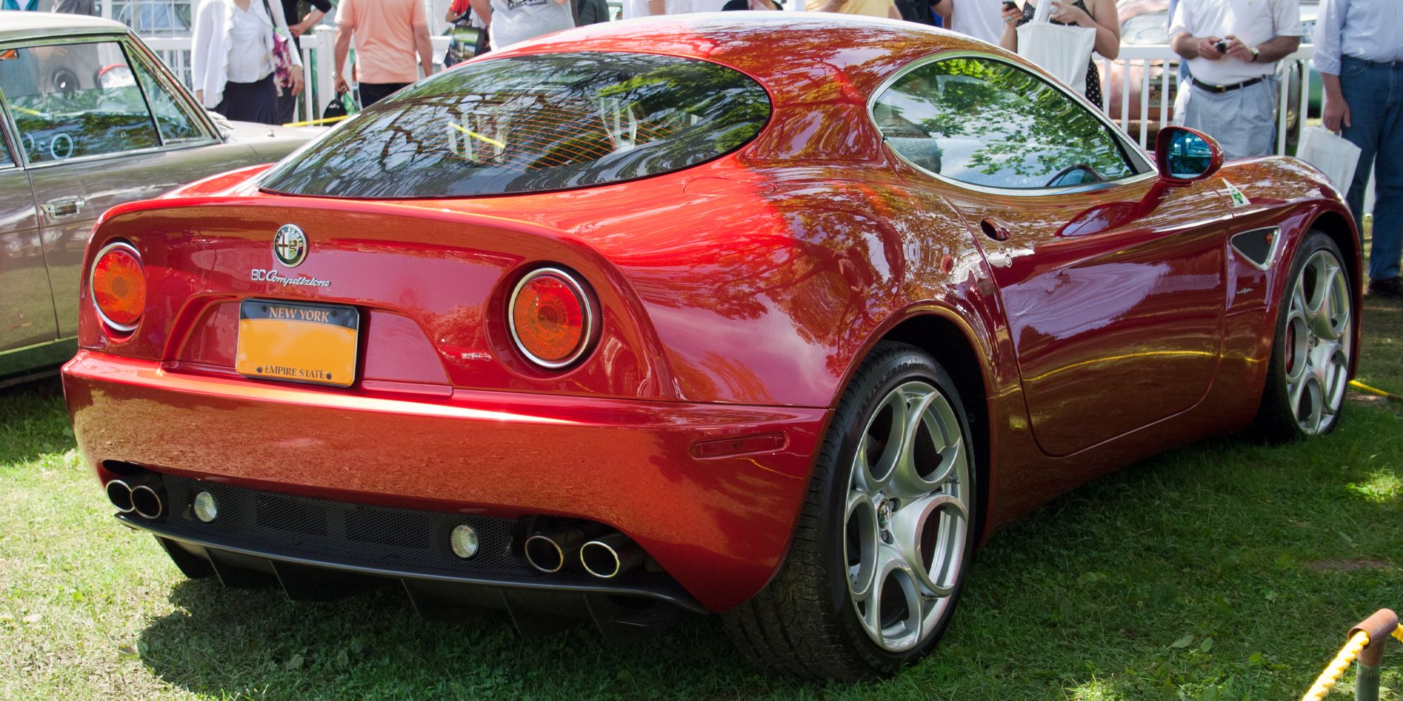 The rear of the 8C