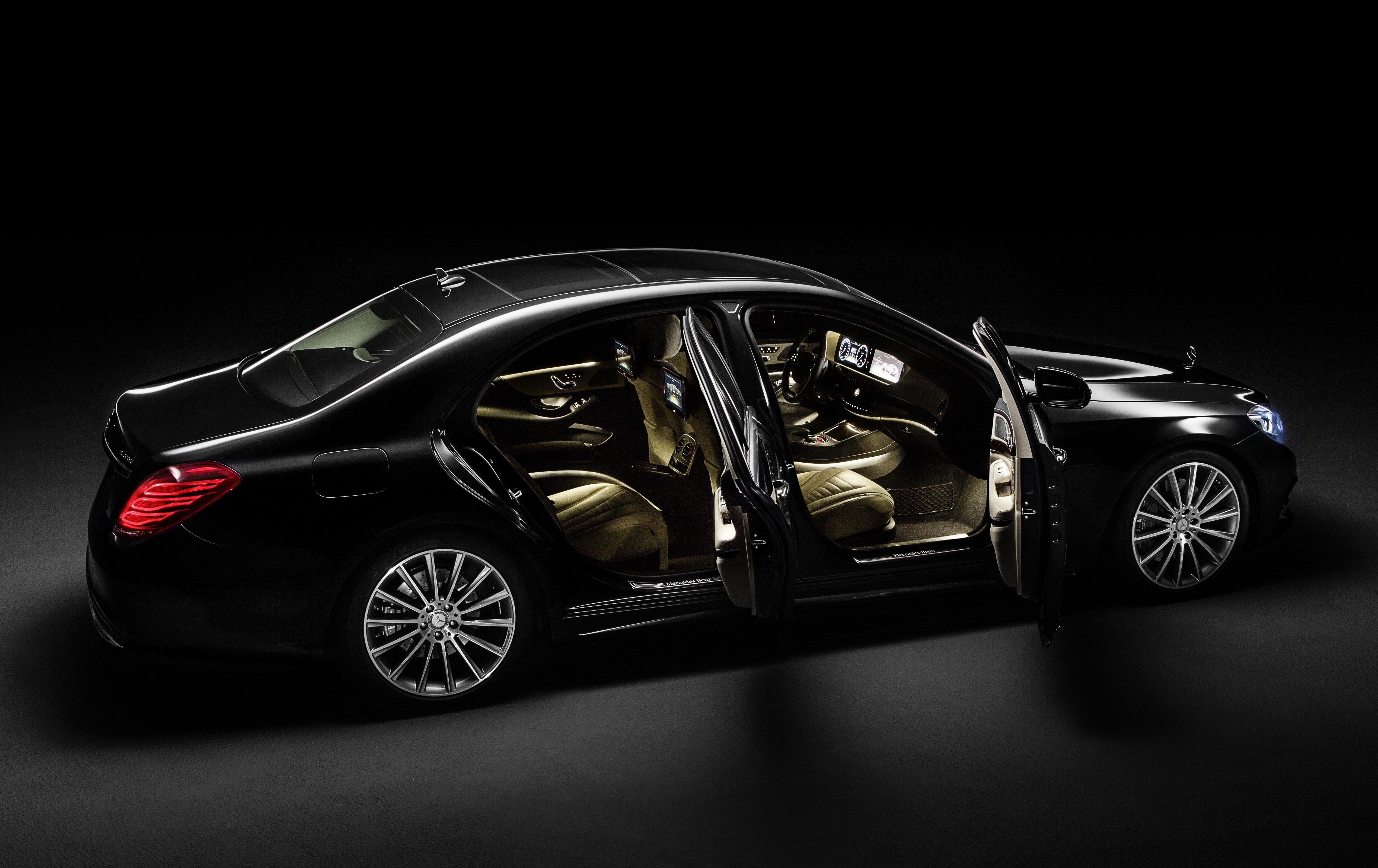 The Coolest Features You Can Find In The Mercedes Brabus S550