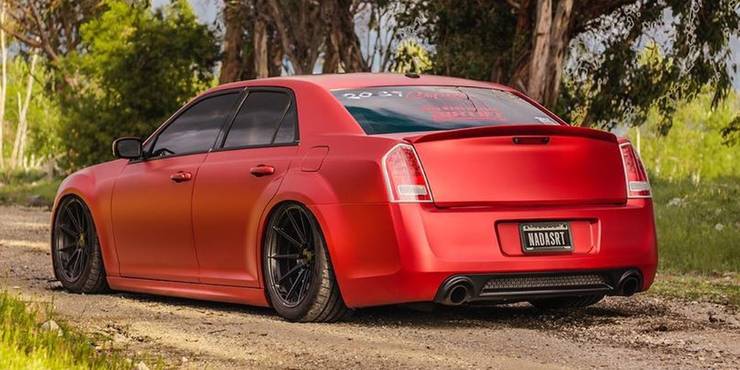 Muscle Sedan Battle 5 Stunning Modified Chrysler 300cs 5 Modded Dodge Chargers We D Rather Own