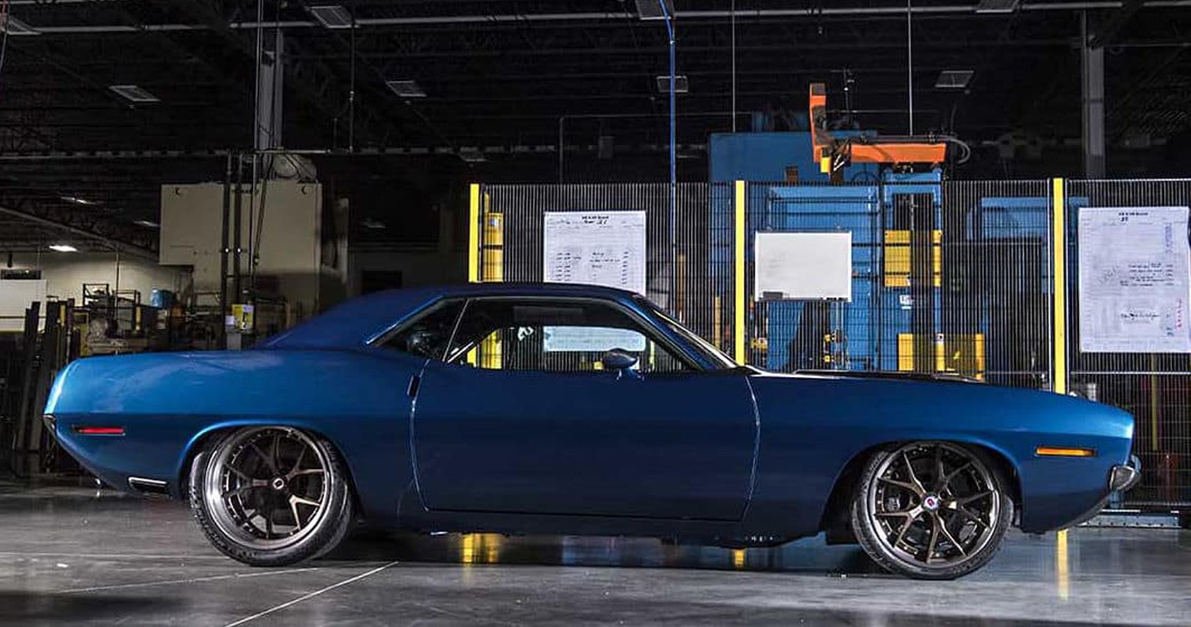 Kevin Hart’s ’70 Barracuda Looks Beautiful Enough To Make Grown Men Cry Real Tears Of Envious Pain