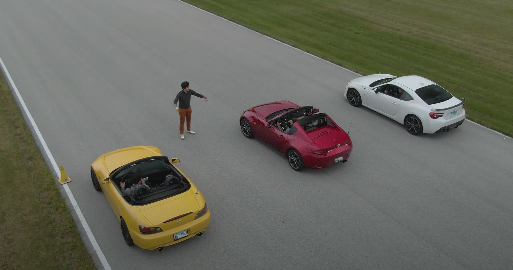 Light Sports Car Showdown: Honda S2000 Vs Toyota 86 / Subaru BRZ Vs ...