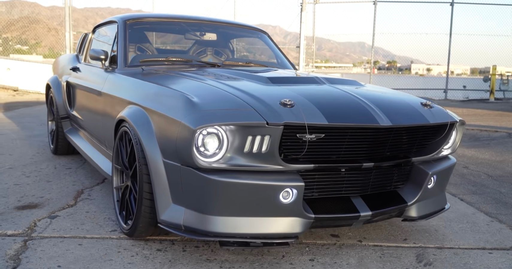 Check Out This 2014 Shelby GT500 Rebodied As 1967 Classic With Carbon Fiber