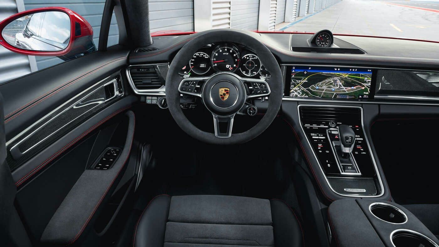 showing the interior of the Porsche Panamera