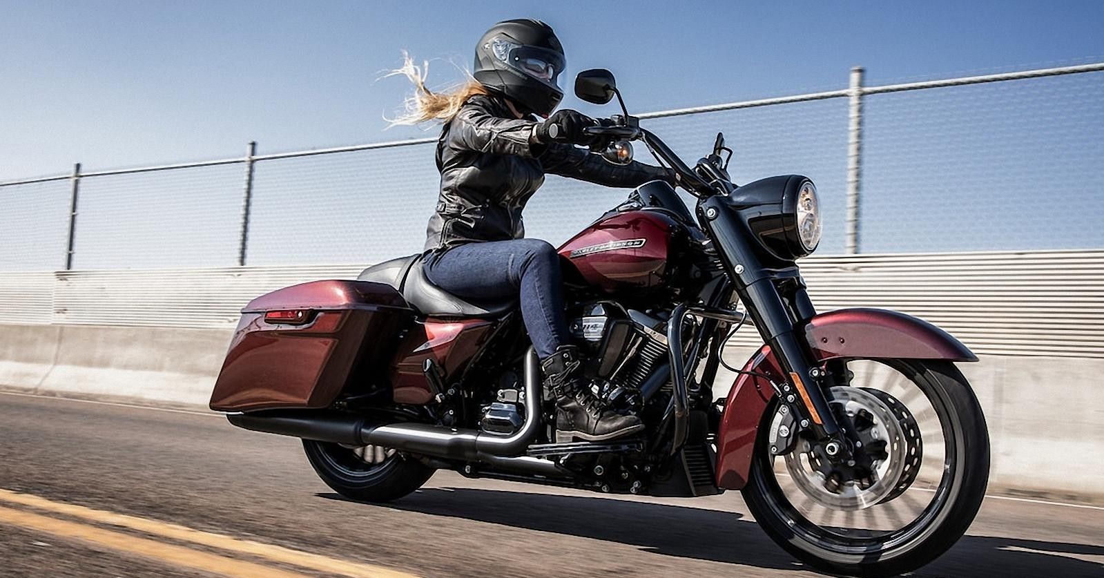 Here's What Makes The HarleyDavidson Road King Special A Good Touring