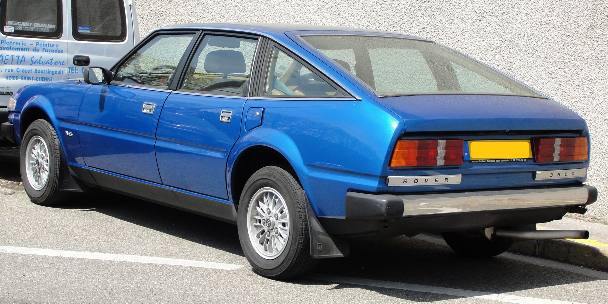 The rear of a blue SD1