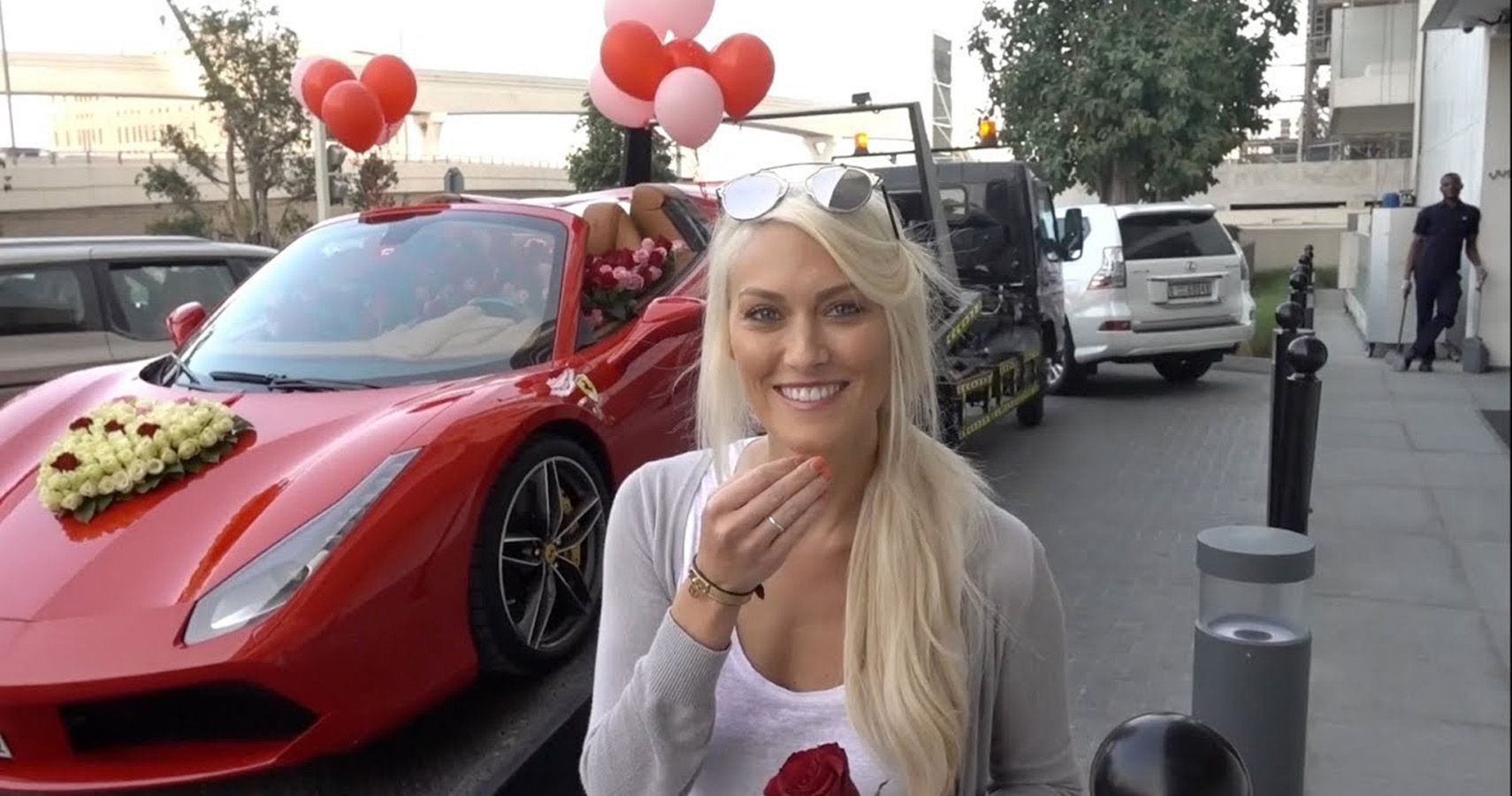 10 Things Supercar Blondie Keeps On The DL