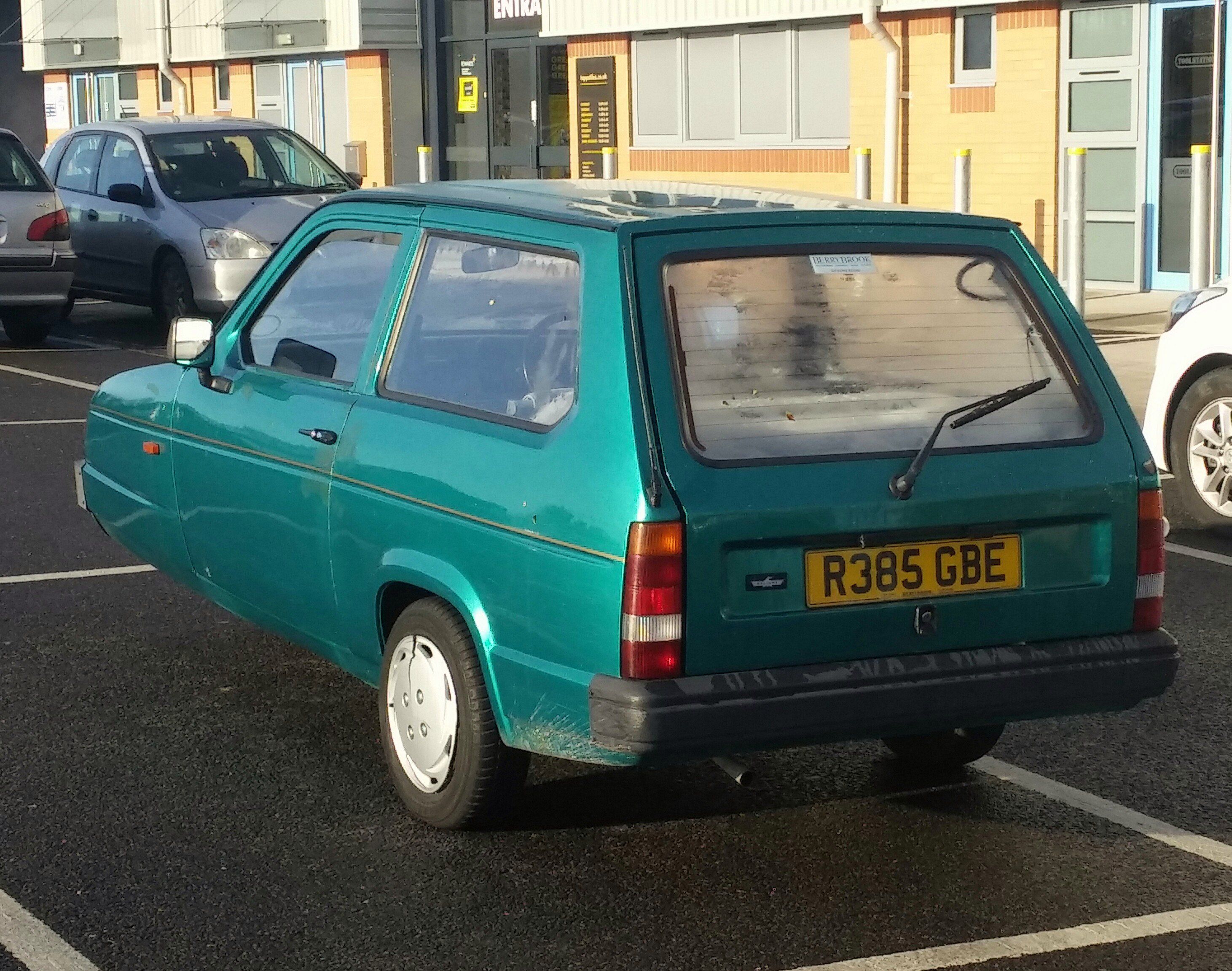 A Detailed Look At The Reliant Robin And If It's Safe To Drive