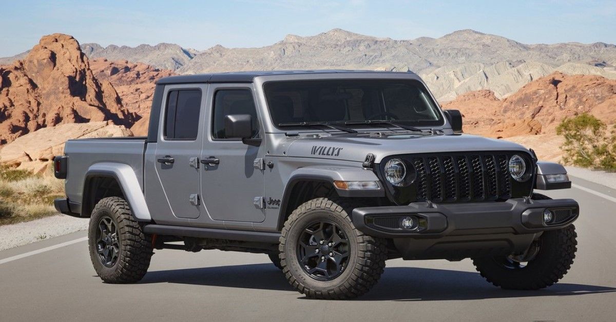 2021 Jeep Gladiator willys trim front view