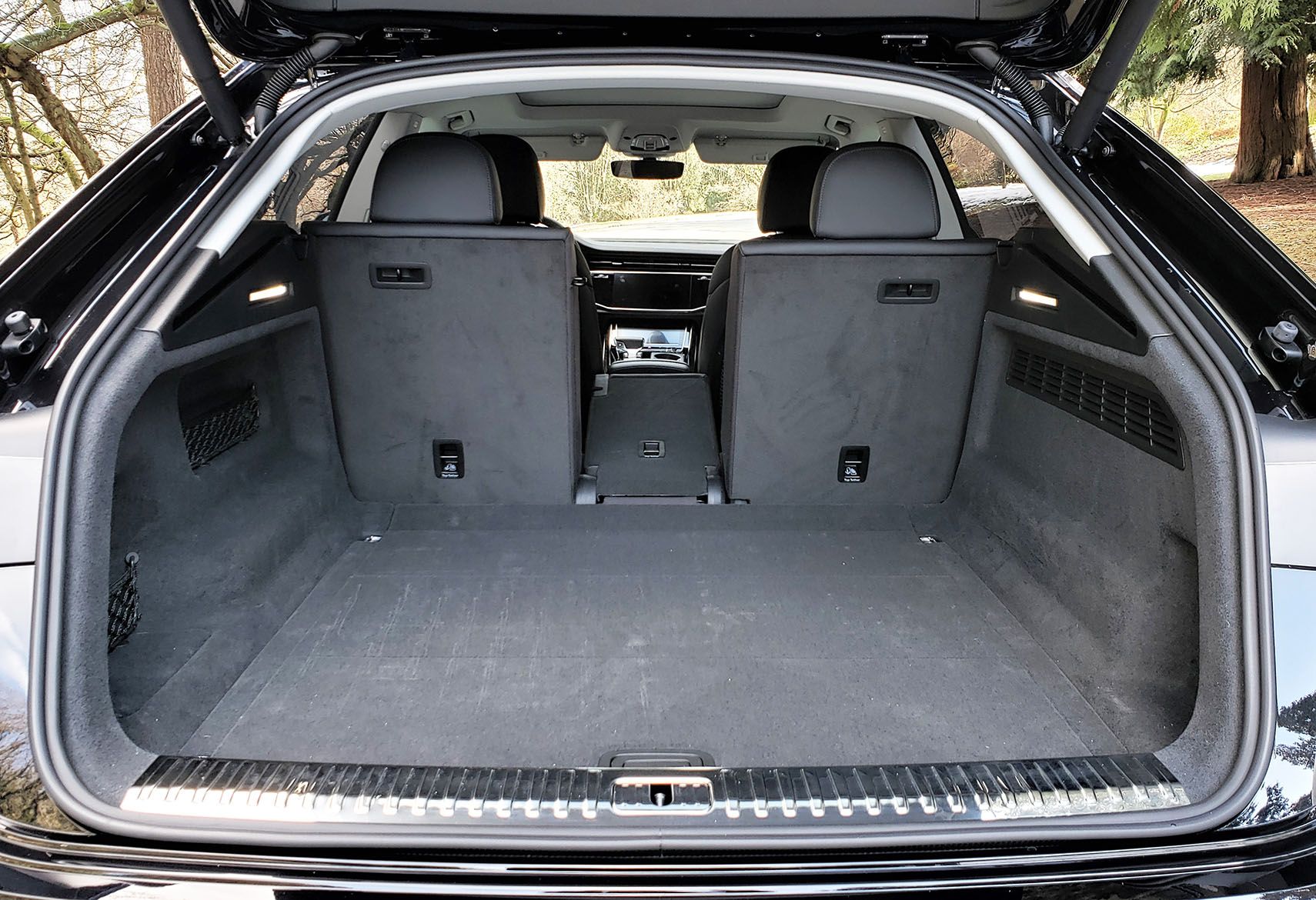 Hauling cargo is no problem, much thanks to the Q8's flexible 40/20/40-split rear seats.