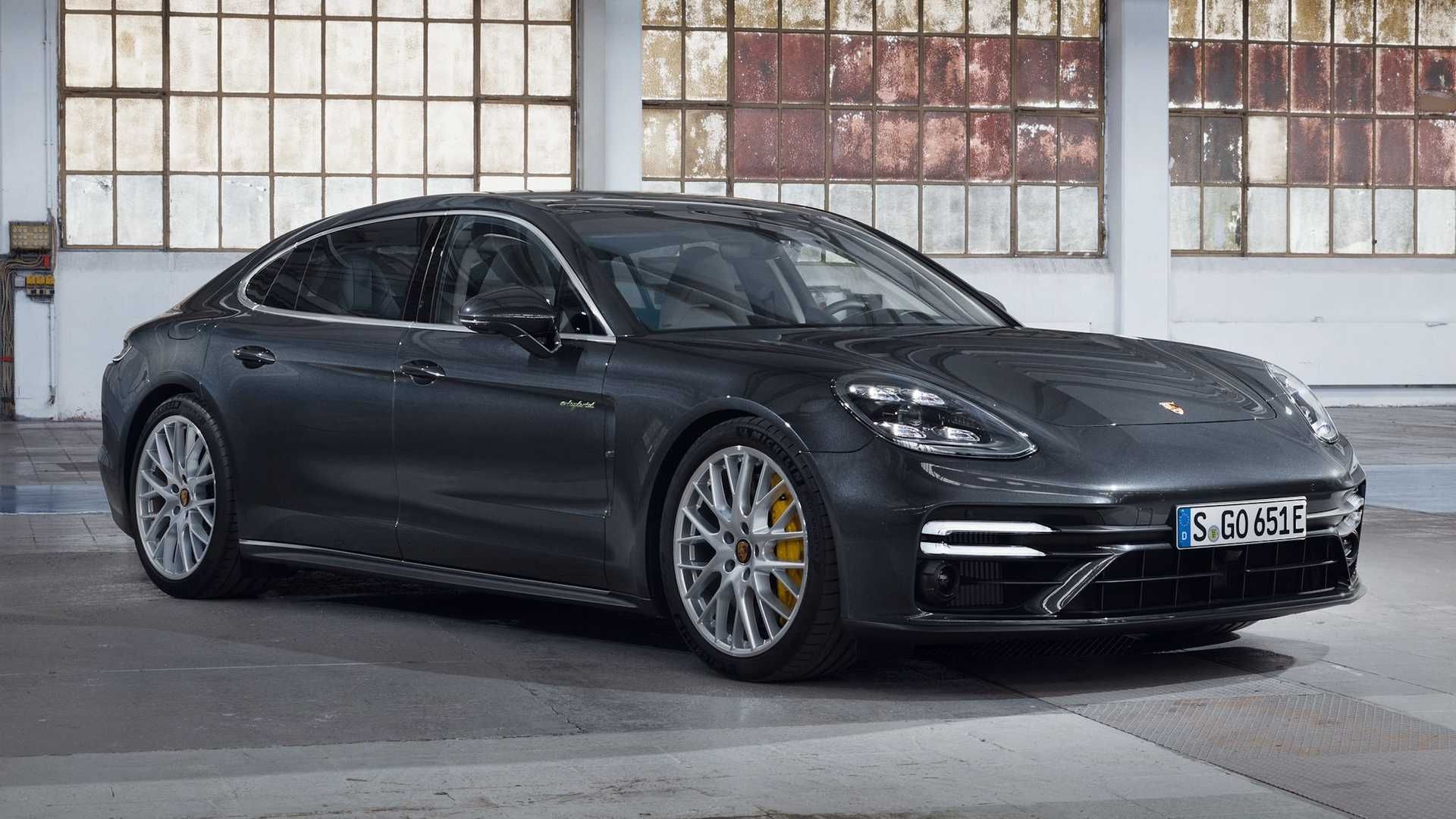 2021 Porsche Hybrid