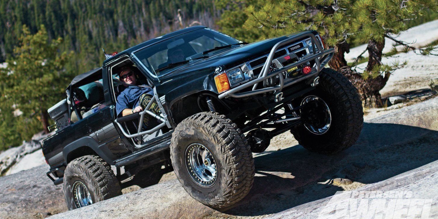 offroading toyota 4runner extreme