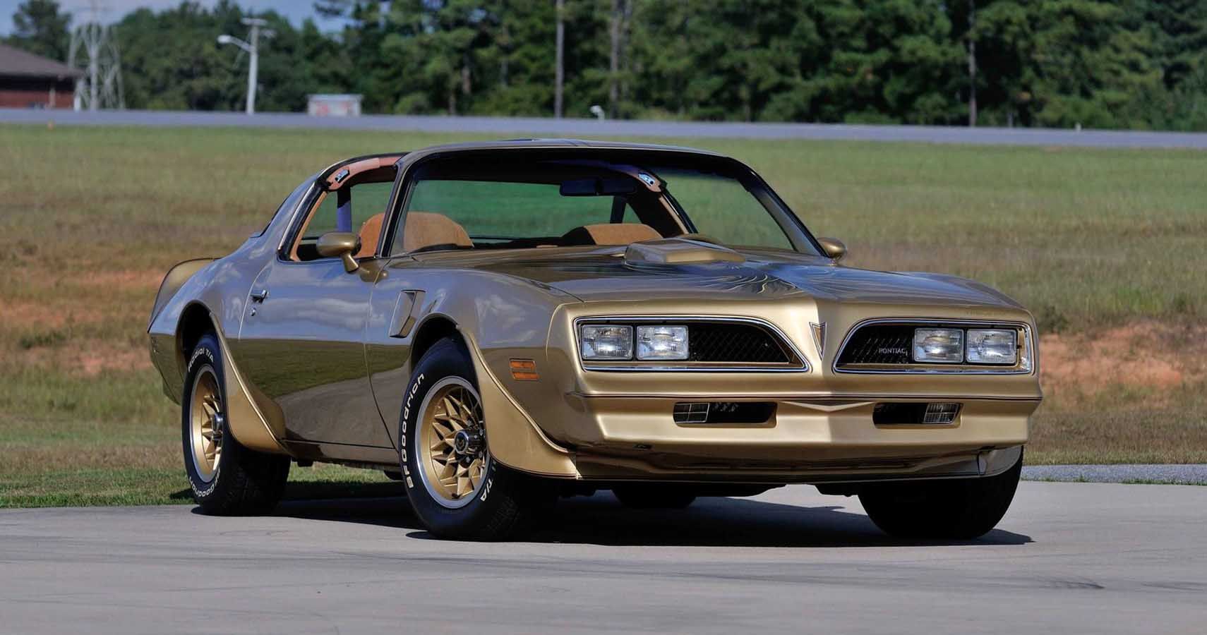 Gold-Painted 1978 Pontiac Firebird Trans Am Special Edition - Front Angle