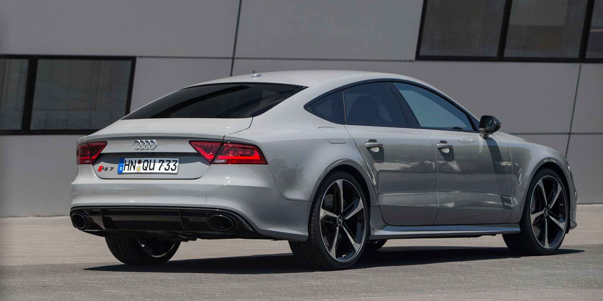 The rear of the RS7