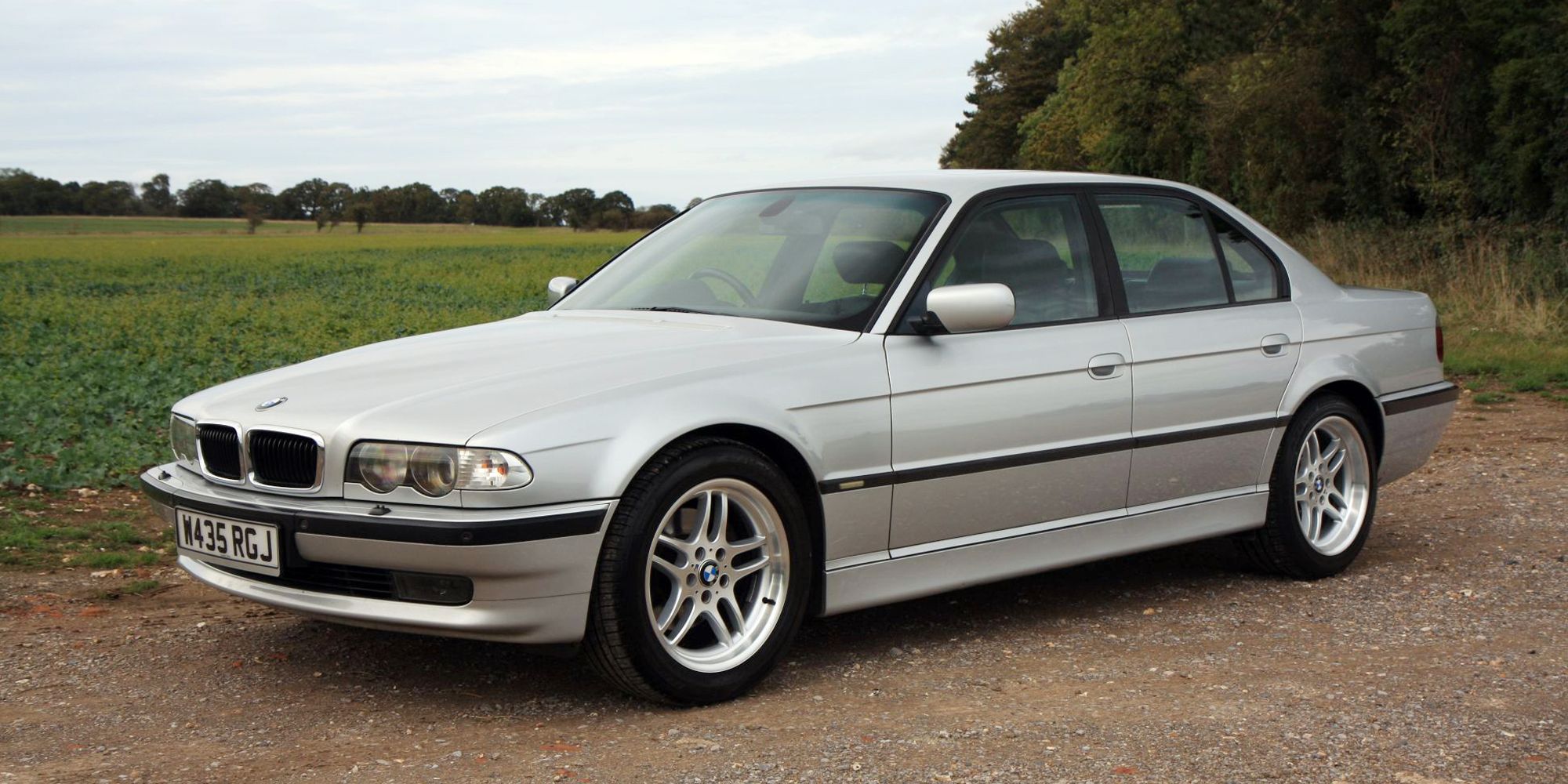 Front 3/4 view of the E38 7 Series