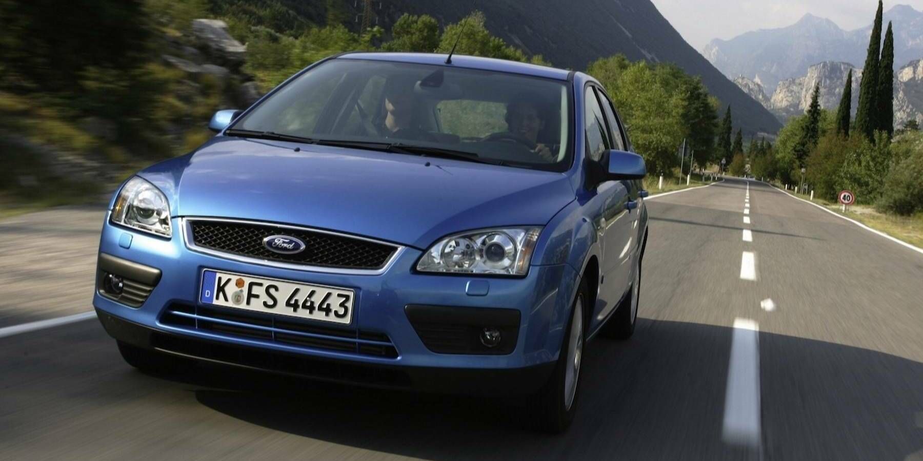Ford Focus Second Generation Blue Front