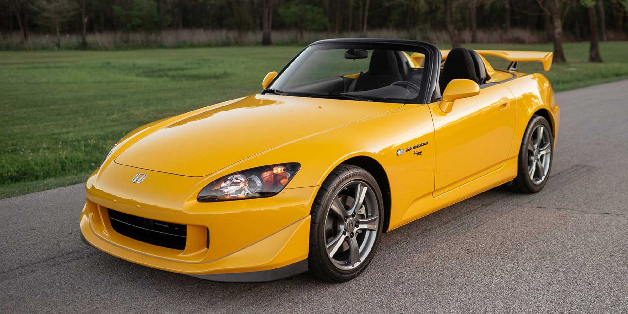 Front 3/4 view of the S2000