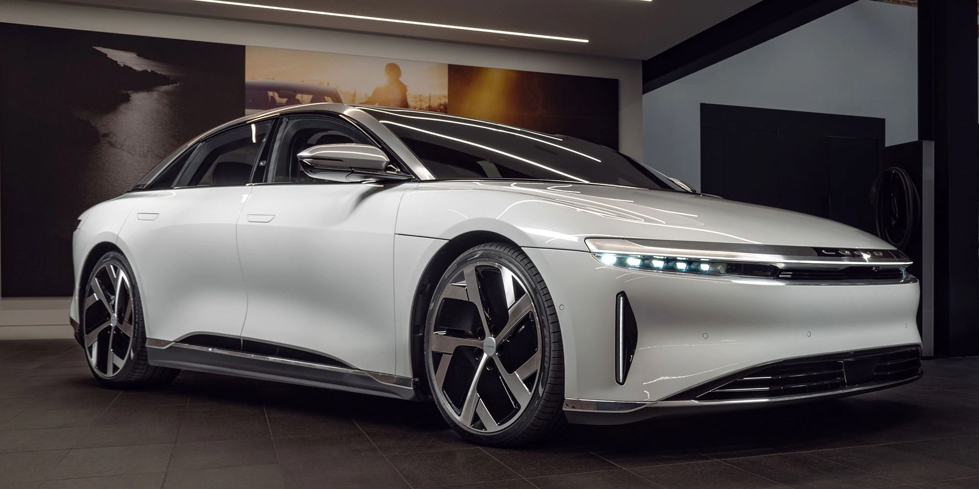 Front 3/4 view of the new Lucid Air