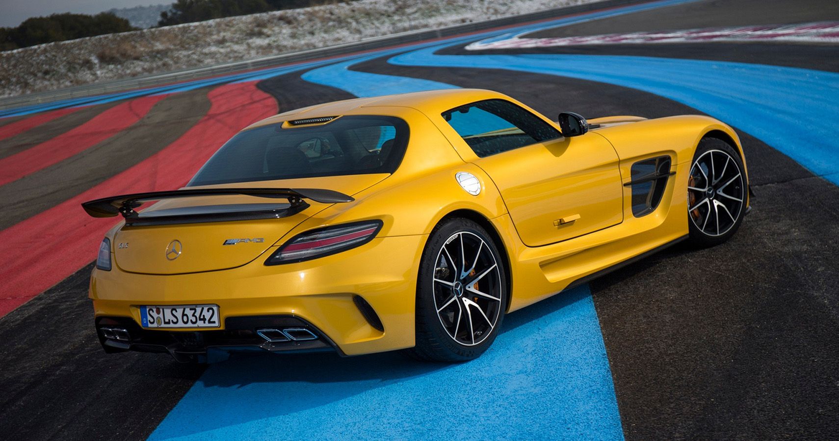 The SLS AMG Black Series Is Also Notable Mostly Because It Came With Carbon Fiber Components That Made It Lighter And Faster, Able To Make 622 Horses